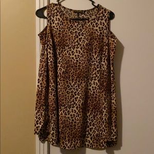 Leopard Boutique!Cold shoulder long sleeve tunic.